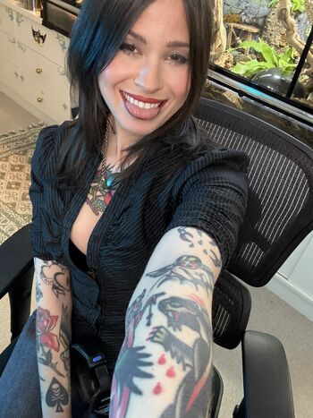 Full leaked Anisa jomha private photo