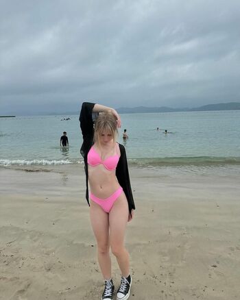 anita_raev