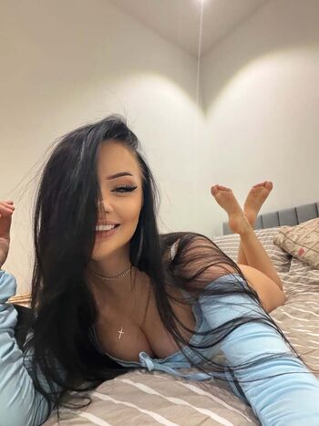 Full leaked Anitkova private photo