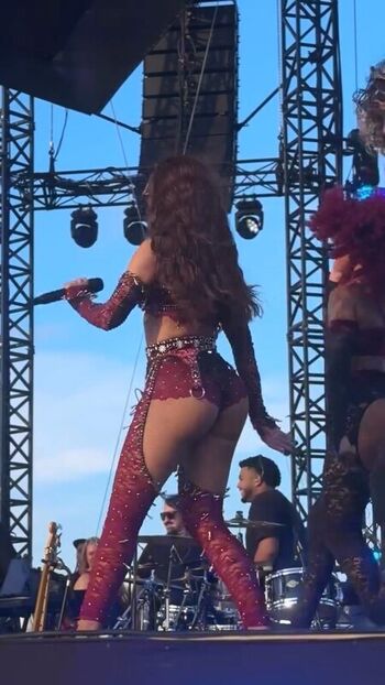 Full leaked Anitta private photo
