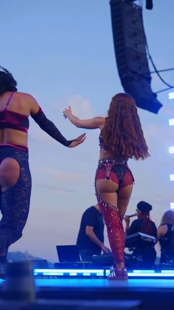 Full leaked Anitta private photo