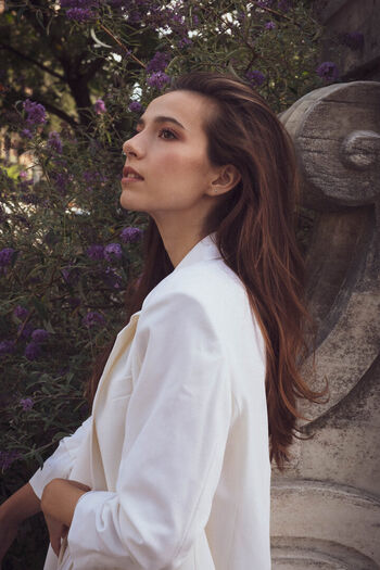 Anjelica Bette Fellini