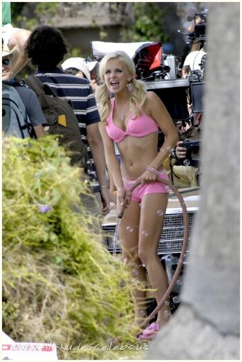 Full leaked Anna faris page private photo