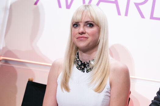 Full leaked Anna faris page private photo
