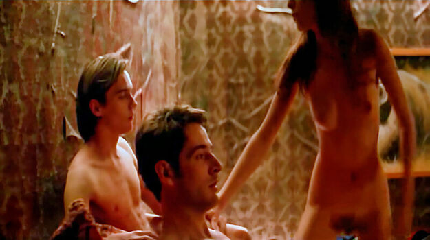 Full leaked Anna friel private photo