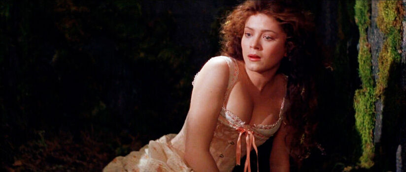 Anna Friel