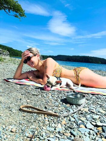 Full leaked Anna shields private onlyfans photo