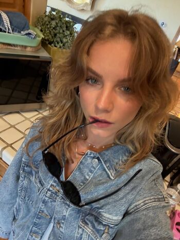 Full leaked Anna shumate page private photo