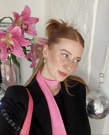 Full leaked Anna singvogel page private photo