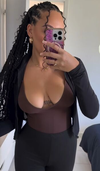 Full leaked Annaaeeelle private photo
