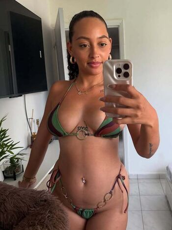 Full leaked Annaaeeelle private photo