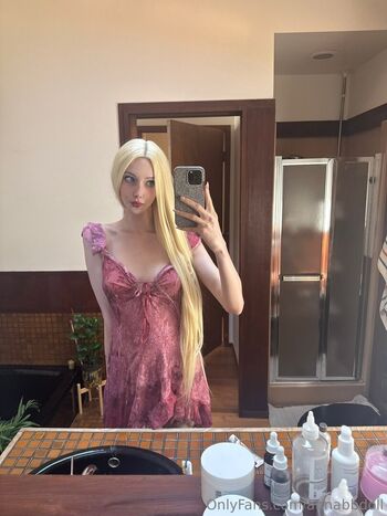 Full leaked Annabbdoll private photo