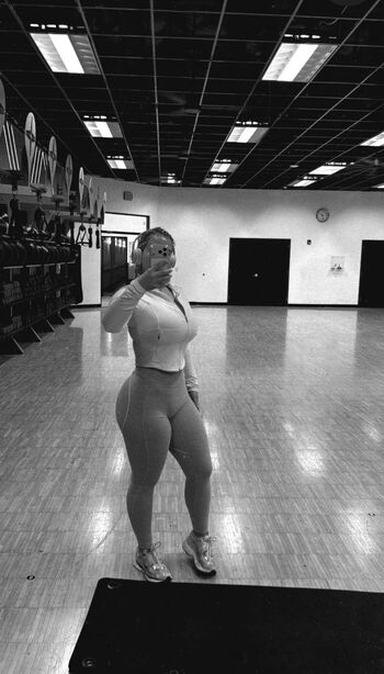 Full leaked Annamaloney private photo