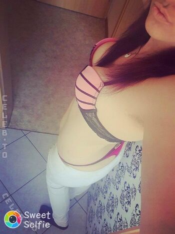 Anne Hot-Girl