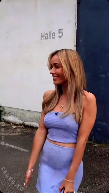 Full leaked Annemarie carpendale private photo