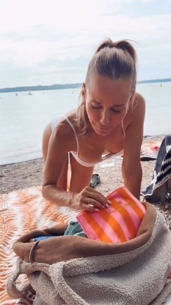 Full leaked Annemarie carpendale private photo