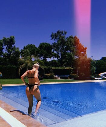 Full leaked Annemarie private photo