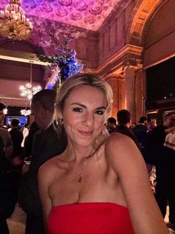 Full leaked Annie agar private photo