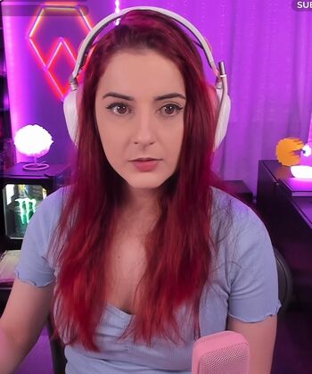 Full leaked Anniefuchsia private photo