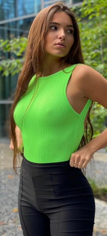Full leaked Annikaa x private photo