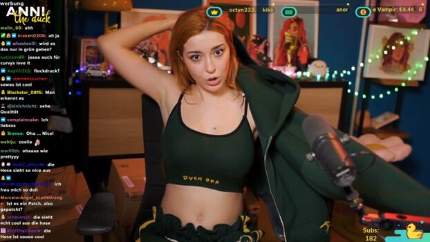 Full leaked Annitheduck  page private photo