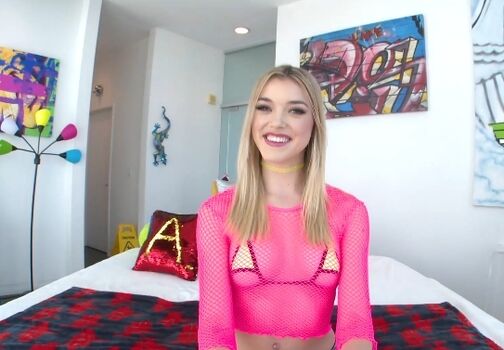 Anny Aurora
