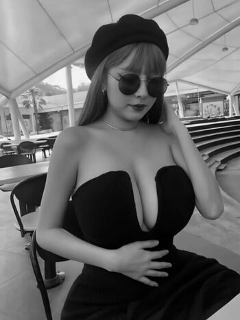 Full leaked Anny kreslinee private photo