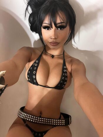 Full leaked Anoraseduces page private photo