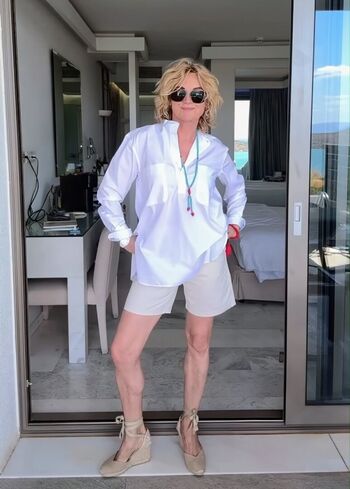 Anthea Turner