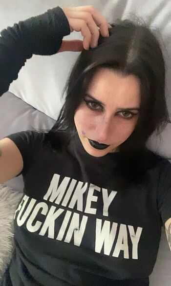 Full leaked Anuhiu private photo
