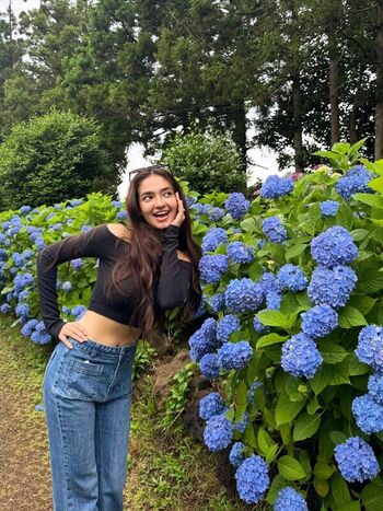 Full leaked Anushka sen page private photo