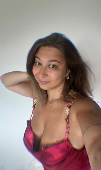 Full leaked Apoline perret private photo