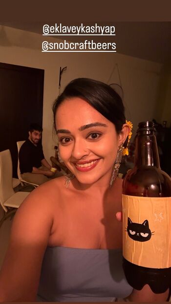 Full leaked Apoorva arora private photo