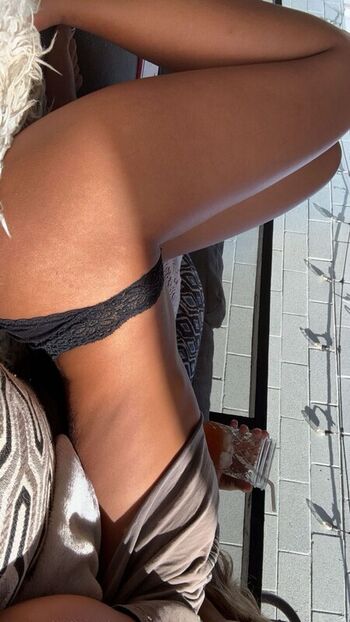 Full leaked April devine private photo