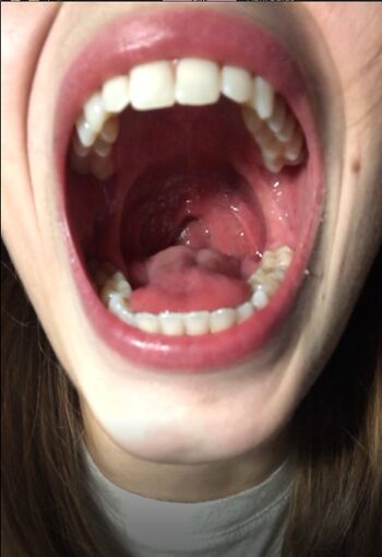 Full leaked Aprilburps private photo