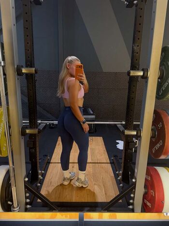 Full leaked Aprilclawrence private photo