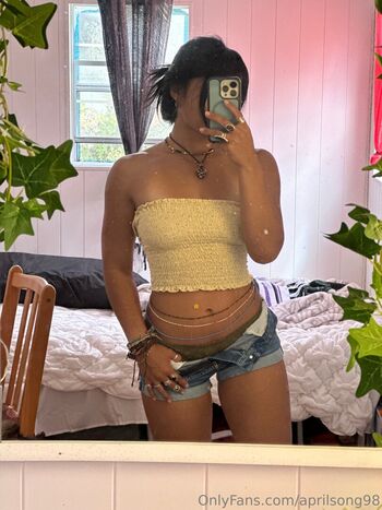 Full leaked Aprilsong private photo