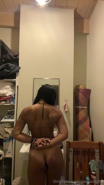 Full leaked Aprilsong private photo