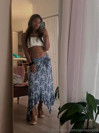 Full leaked Aprilsong private photo