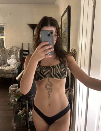 Full leaked Aquariusdays private photo