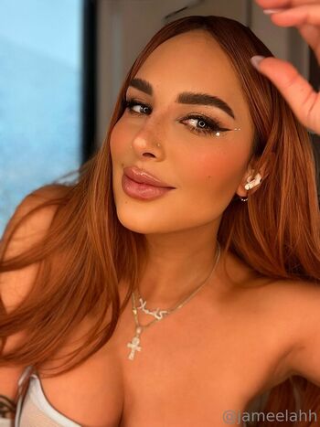 Full leaked Arabic princess private photo