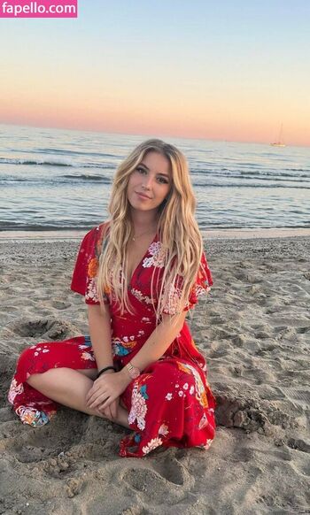 Full leaked Areliann private photo