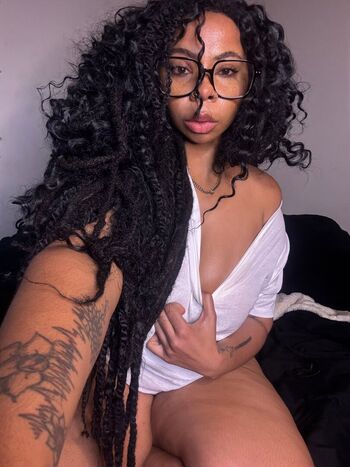 Full leaked Aria artizte private photo