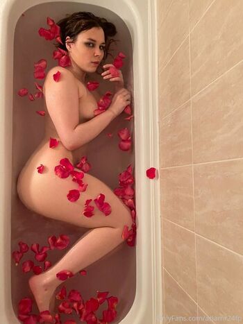 Full leaked Ariamrfp private photo