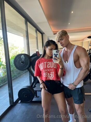 Full leaked Ariana diamond private photo