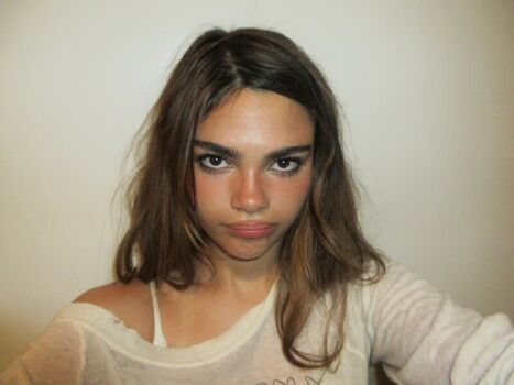 Full leaked Ariana greenblatt private photo