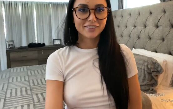 Ariana Marie