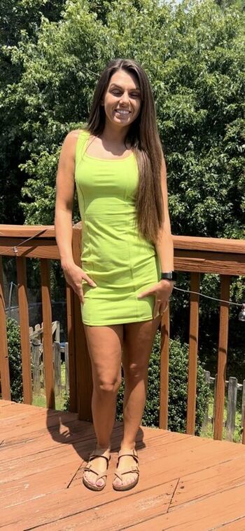 Full leaked Ariana nextdoor private photo