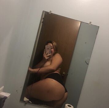 Full leaked Ariana riane private photo