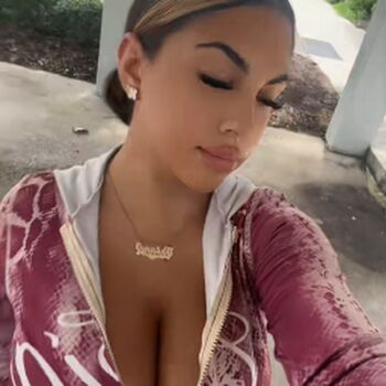 arianamarialee